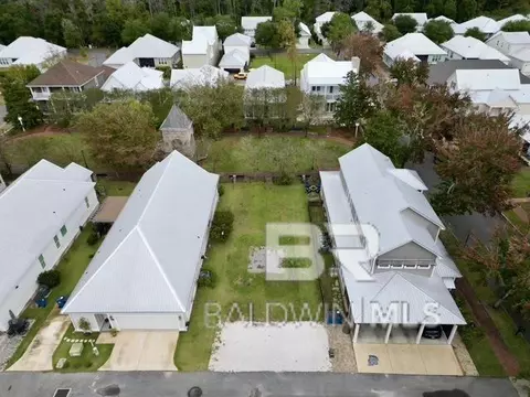 2616 Serigny St, Gulf Shores, AL 36542