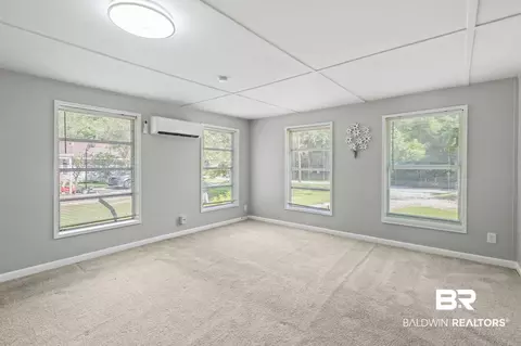 Living - 1411 Terrell Rd, Mobile, AL 36605 photo 11 of 11