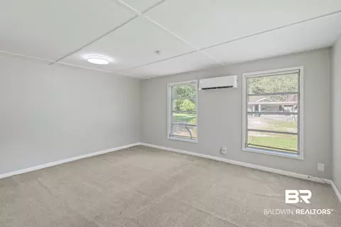 Living - 1411 Terrell Rd, Mobile, AL 36605 photo 10 of 11