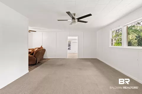 Living - 1411 Terrell Rd, Mobile, AL 36605 photo 2 of 11