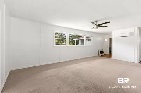 Living - 1411 Terrell Rd, Mobile, AL 36605 photo 4 of 11