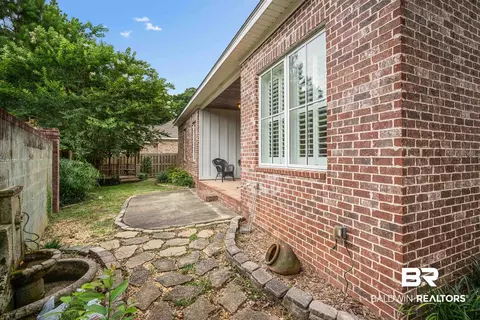 Exterior - 2807 Grant St, Mobile, AL 36609 photo 3 of 5