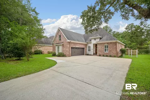 Exterior - 2807 Grant St, Mobile, AL 36609 photo 4 of 5