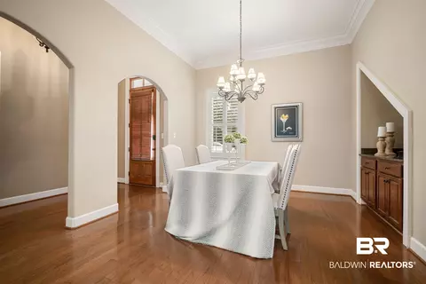 Dining - 2807 Grant St, Mobile, AL 36609 photo 2 of 3