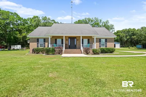 6141 Ranch Rd, Grand Bay, AL 36541