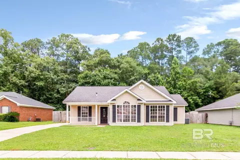 213 Jill Ln, Satsuma, AL 36572
