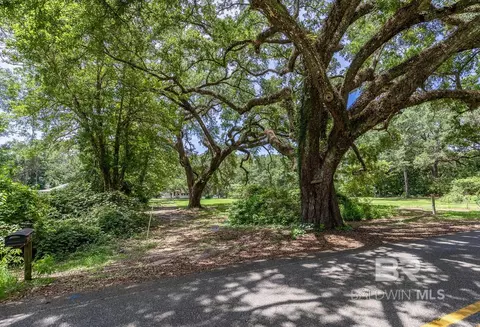 14300 Oak St, Magnolia Springs, AL 36555