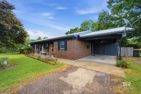 202 Driskell Ave, Bay Minette, AL 36507