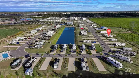 775 Vacation Cir, Foley, AL 36535