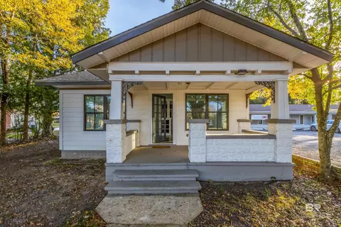 316 E Laurel Ave, Foley, AL 36535