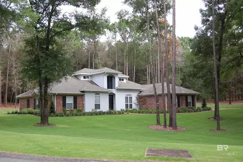 166 Willow Lake Dr, Fairhope, AL 36532