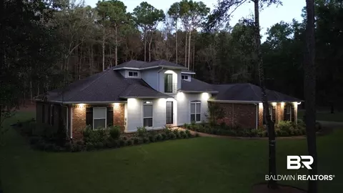 166 Willow Lake Dr, Fairhope, AL 36532