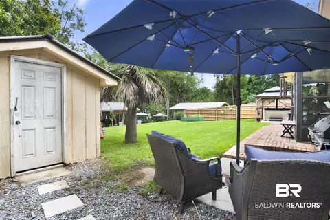 Exterior - 9248 Hammock Rd, Elberta, AL 36530 photo 8 of 26
