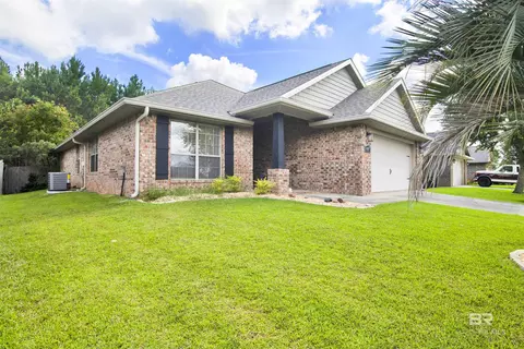 609 Iberville Dr, Foley, AL 36535