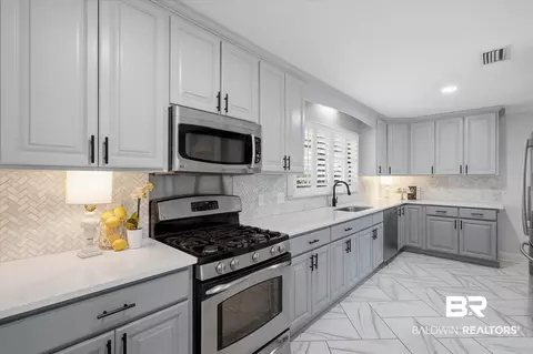 3801 Point Rd, Mobile, AL 36619 photo 9