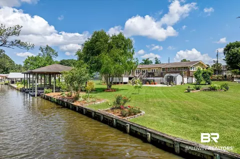 3801 Point Rd, Mobile, AL 36619 photo 2