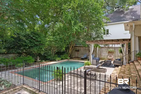 Exterior - 3712 Tuthill Pl, Mobile, AL 36608 photo 5 of 6