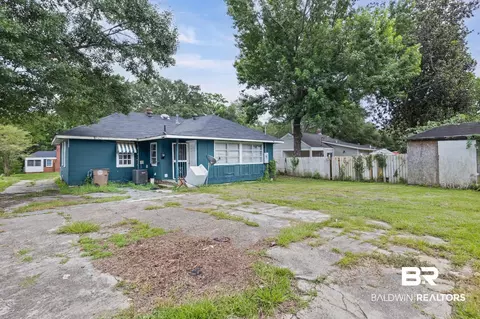 Exterior - 160 Glenn Ave, Mobile, AL 36606 photo 3 of 3