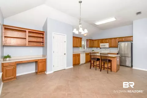 Kitchen - 2136 Spring Grove Ct, Mobile, AL 36695 photo 4 of 5