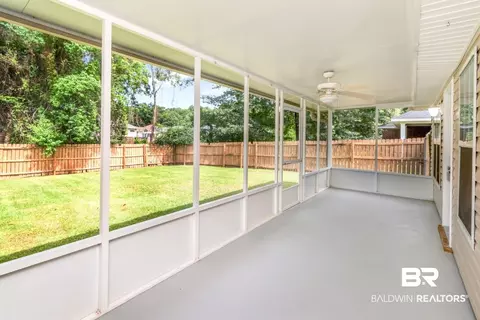 Exterior - 2136 Spring Grove Ct, Mobile, AL 36695 photo 5 of 10