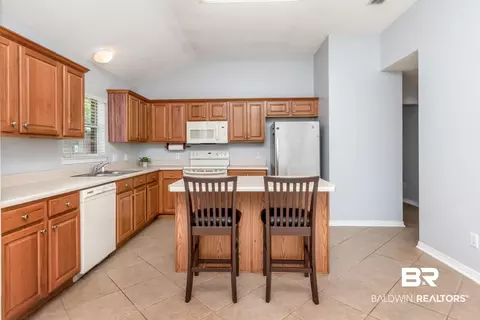 Kitchen - 2136 Spring Grove Ct, Mobile, AL 36695 photo 2 of 5