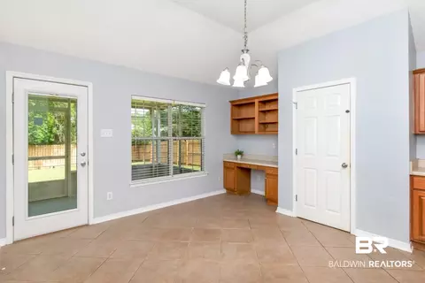 Entry Way - 2136 Spring Grove Ct, Mobile, AL 36695 photo 2 of 2