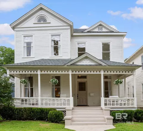 1056 Palmetto St, Mobile, AL 36604