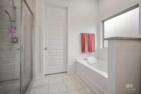 Bath - 27848 Jasper Ct, Daphne, AL 36526 photo 1 of 3