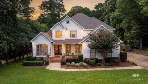1177 Landings Rd, Daphne, AL 36526