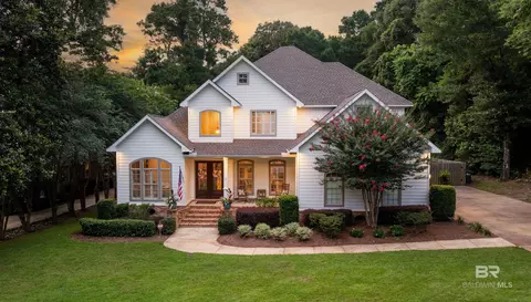 1177 Landings Rd, Daphne, AL 36526