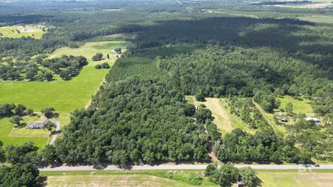 20033 Greek Cemetery Rd, Robertsdale, AL 36567