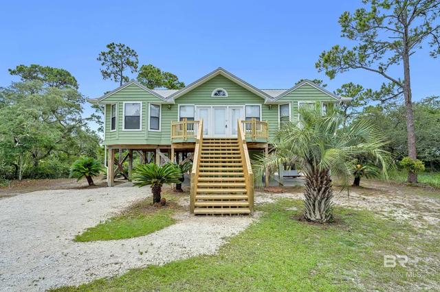 305 Windmill Ridge Rd, Gulf Shores, AL 36542