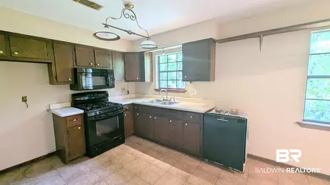 6648 Saint Stephens Ave, Millry, AL 36558 photo 11