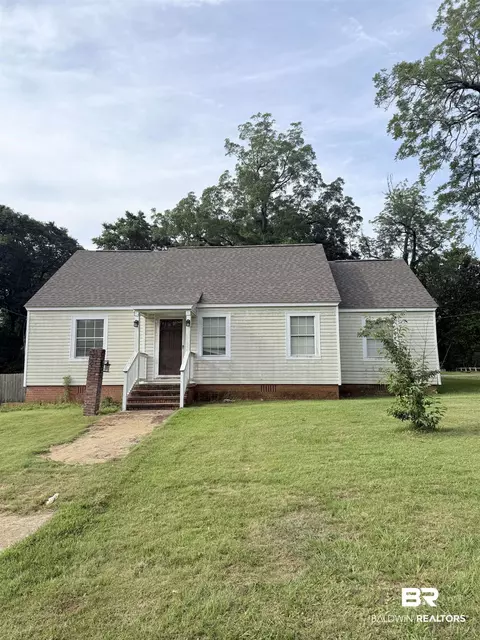 28 Beck St, Monroeville, AL 36460