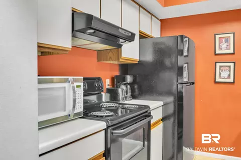 Kitchen - 3256 Loop Rd #2, Orange Beach, AL 36561 photo 4 of 4