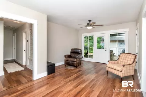 Living - 4408 Winding Way, Mobile, AL 36693 photo 8 of 10