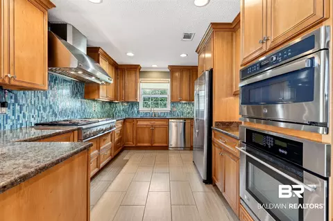 Kitchen - 1251 Spring Valley Dr, Mobile, AL 36693 photo 1 of 6