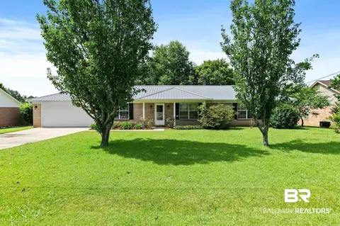 19740 Sandstone Ln, Robertsdale, AL 36567