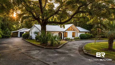 612 Forestwood Dr, Gulf Shores, AL 36542