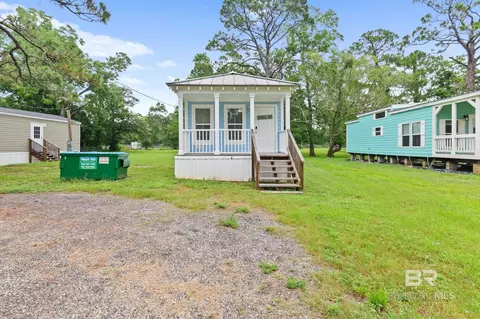 9433 Gulf Beach Hwy, Pensacola, FL 32507