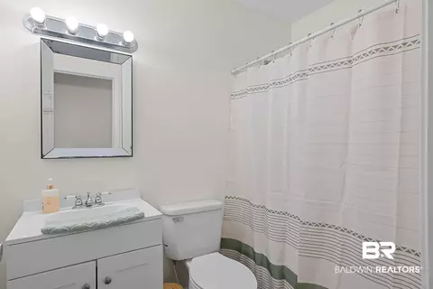 Bath - 6879 Emory Dr, Mobile, AL 36619 photo 2 of 2