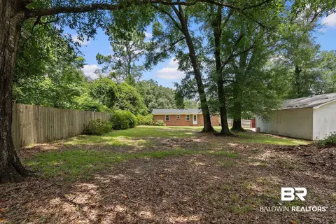 Exterior - 6879 Emory Dr, Mobile, AL 36619 photo 3 of 5
