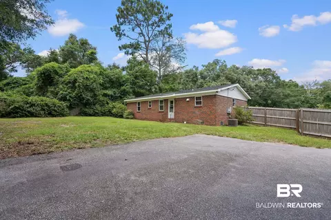 Exterior - 6879 Emory Dr, Mobile, AL 36619 photo 5 of 5