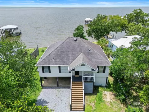 9581 S Bay Rd, Foley, AL 36535