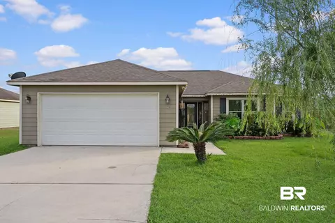 313 Wynn Dr, Summerdale, AL 36580