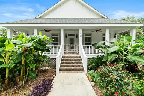 11850 Village Green Dr, Magnolia Springs, AL 36555