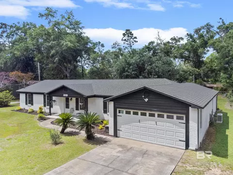 9926 Clarke Ridge Rd, Foley, AL 36535