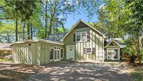 160 Rolling Hill Dr, Daphne, AL 36526