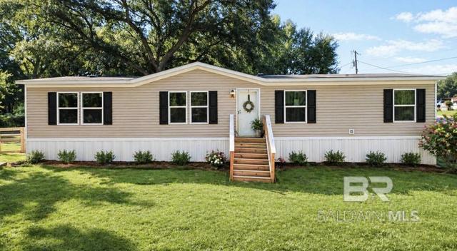 18540 Aspen Cir, Robertsdale, AL 36567