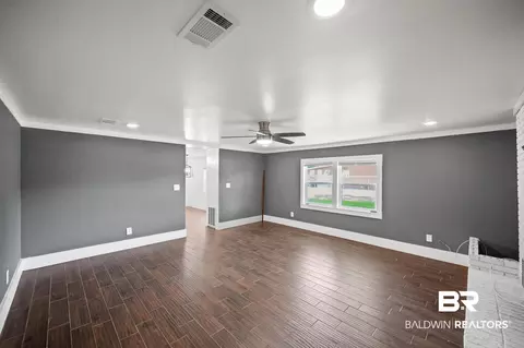 Living - 24663 Chestnut St, Elberta, AL 36530 photo 3 of 3